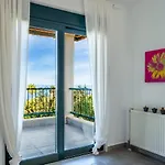 Della Villa Pefkochori